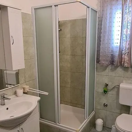 Apartment Ljilja In Privlaka, Near Sandy