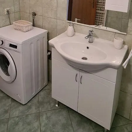 Apartment Ljilja In Privlaka, Near Sandy *