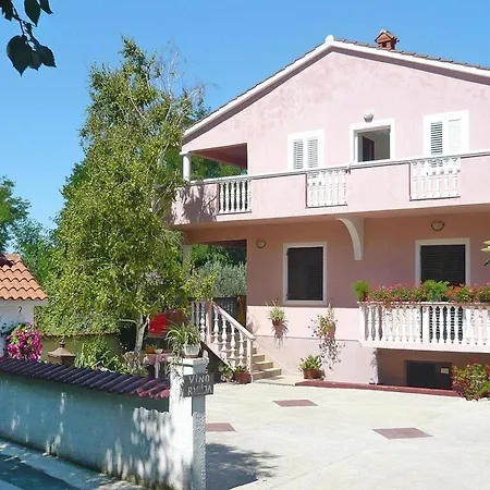 Apartmán In Near Stunning Beaches *